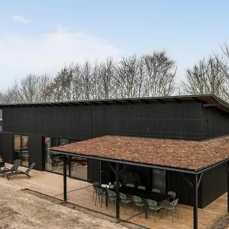 Holiday home Gorgeous In With Kitchen *