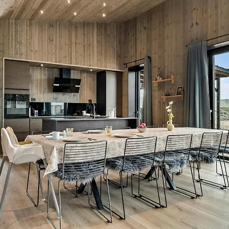 Gorgeous In With Kitchen